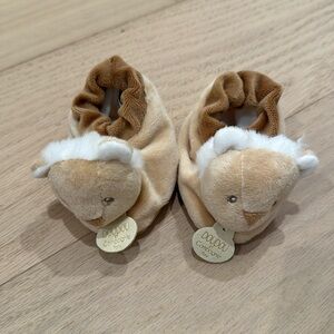 New Doudou new born slippers